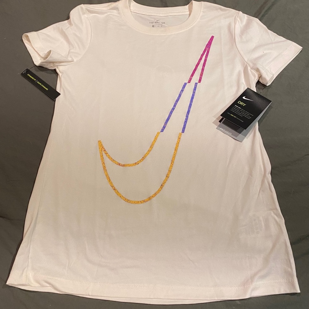 Womens Nike Top NWT!